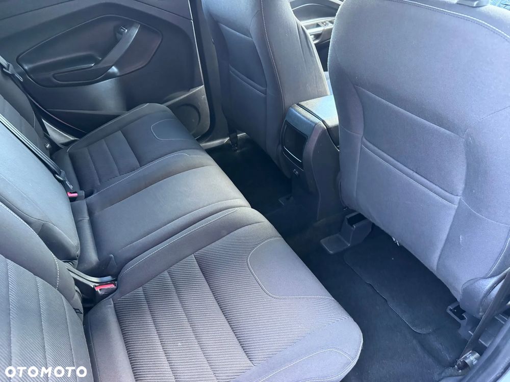 Ford Kuga 2.0 TDCi 2x4 Trend - 16