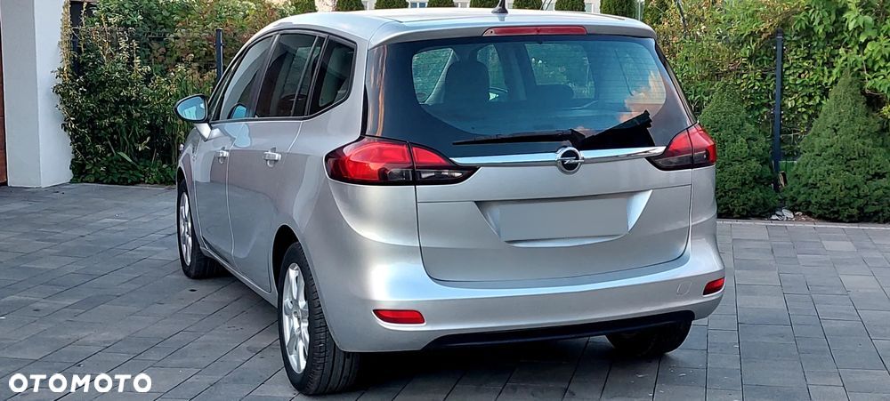 Opel Zafira - 25