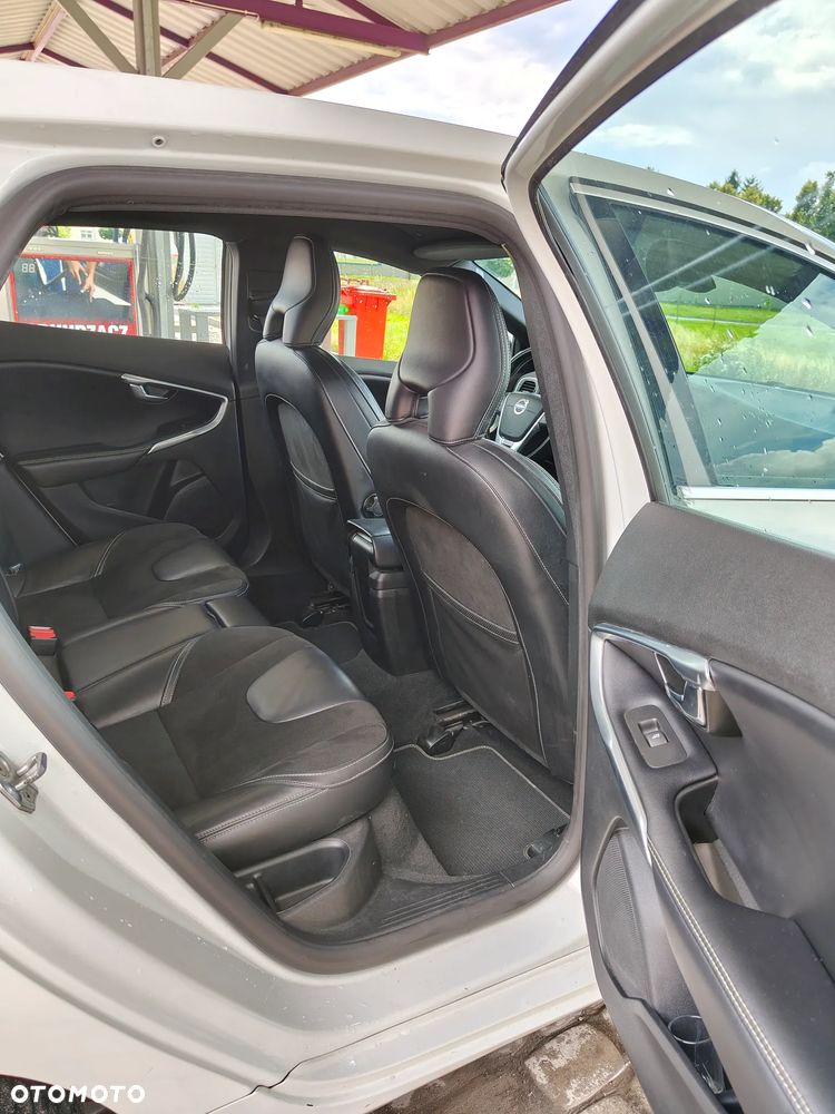 Volvo V40 T2 RDesign - 12