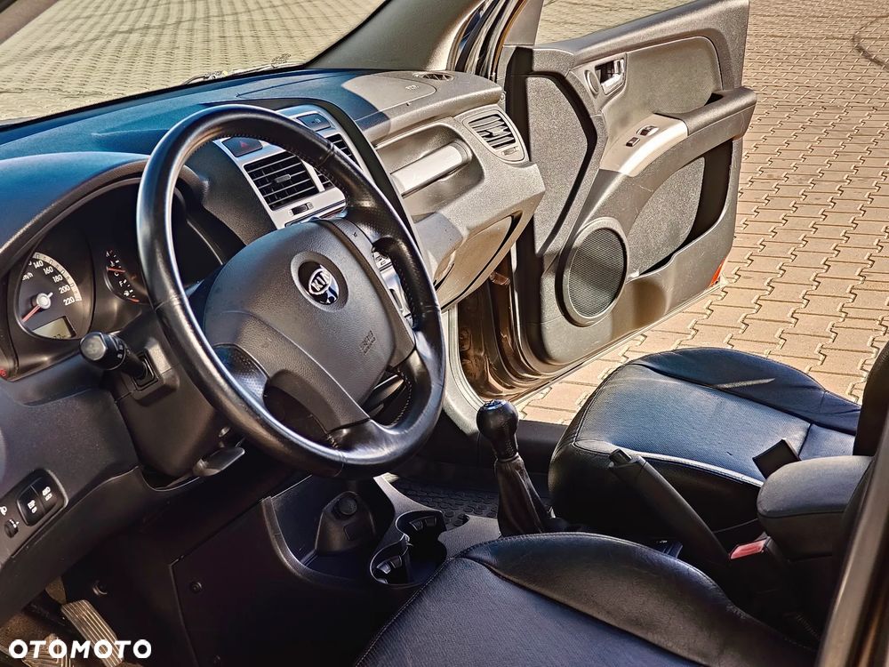 Kia Sportage 2.0 4WD Cup - 12