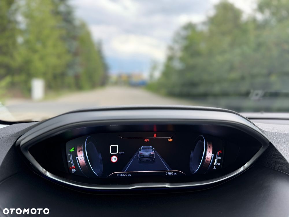 Peugeot 3008 PureTech 130 Stop & Start Allure - 22