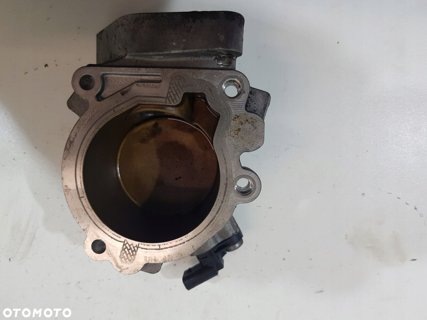 OBUDOWA POMPY PALIWA AUDI A4 A5 A6 3.2 06E103535A - 2