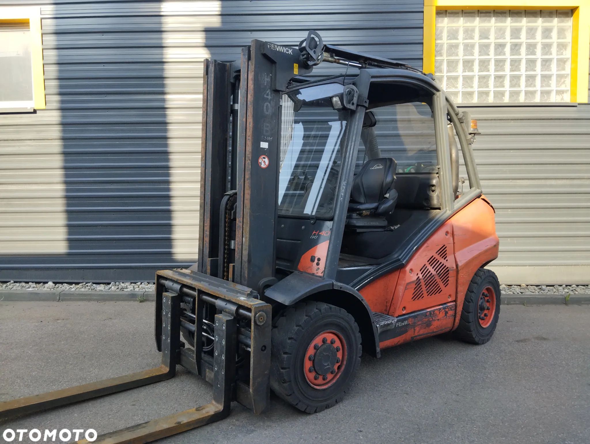 Linde H40T-02 - 1