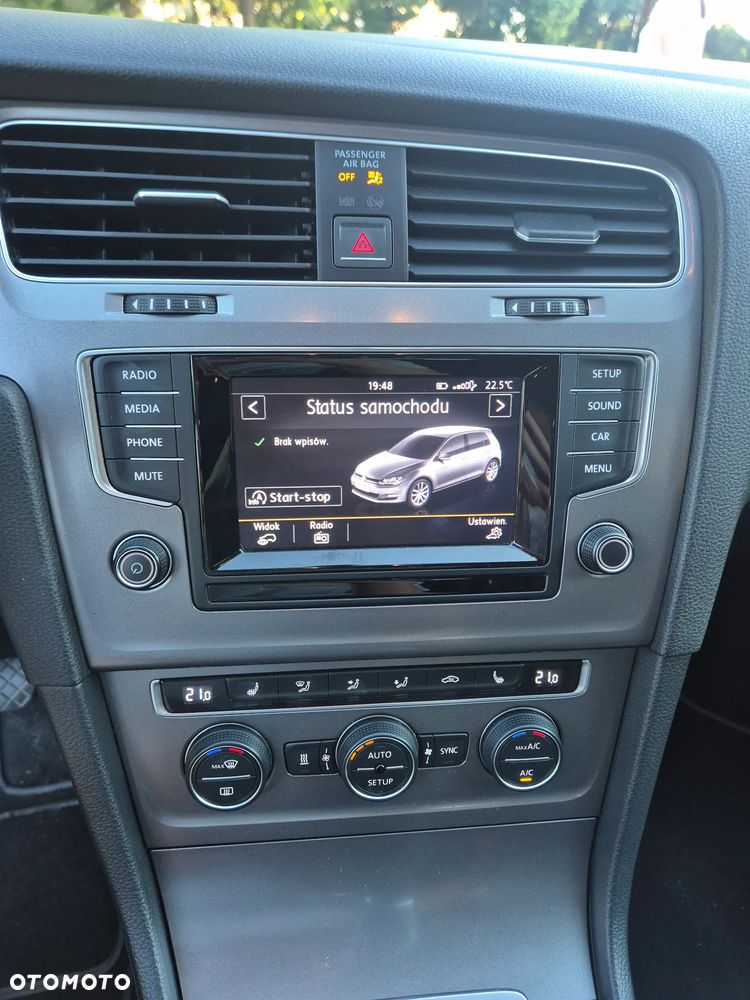 Volkswagen Golf 1.6 TDI BlueMotion Technology Comfortline - 12