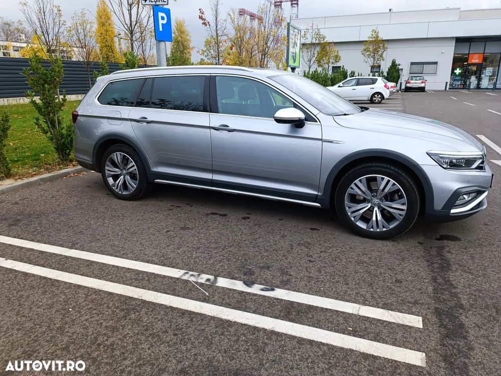 Volkswagen Passat 2.0 TDI SCR 4Motion DSG BlueM Tech Comfortline - 2