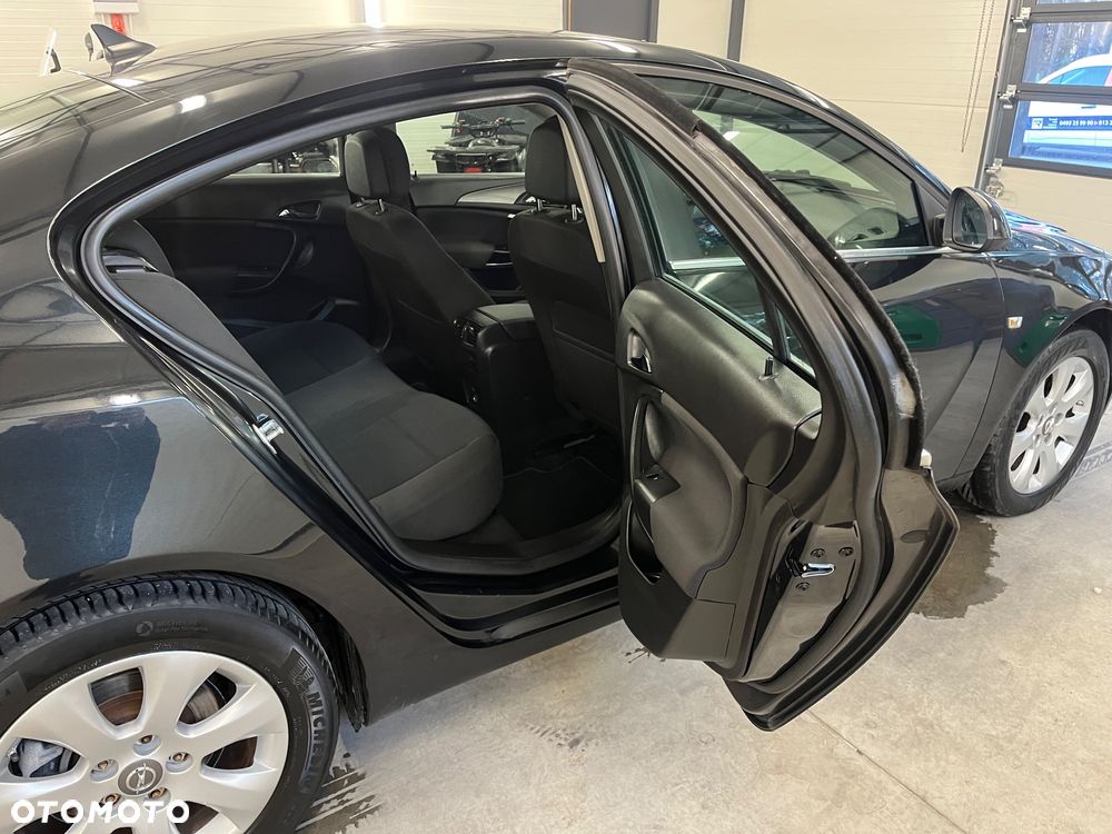 Opel Insignia 2.0 CDTI Design Edition - 19