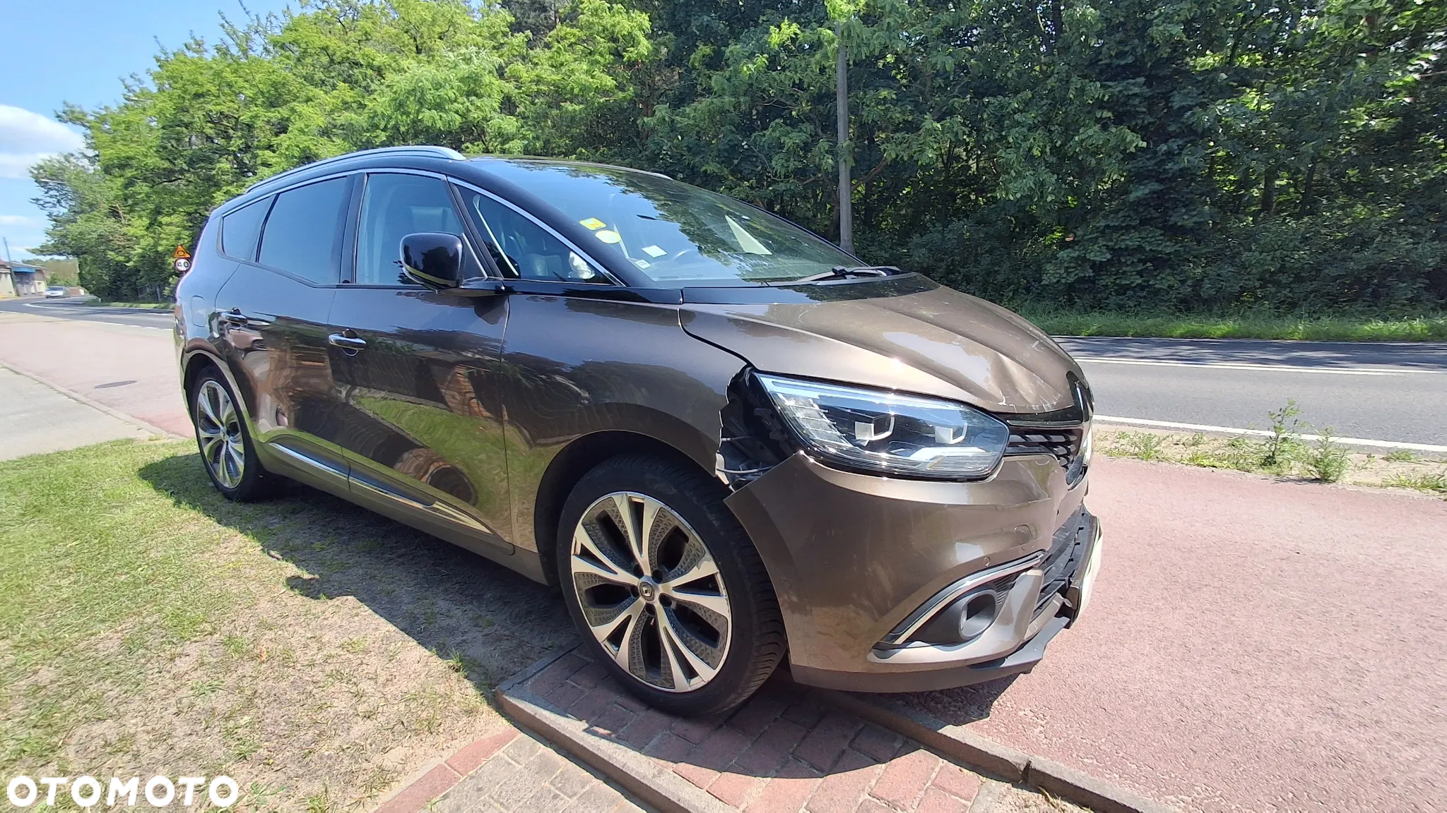 Renault Scenic ENERGY dCi 160 EDC BOSE EDITION - 3