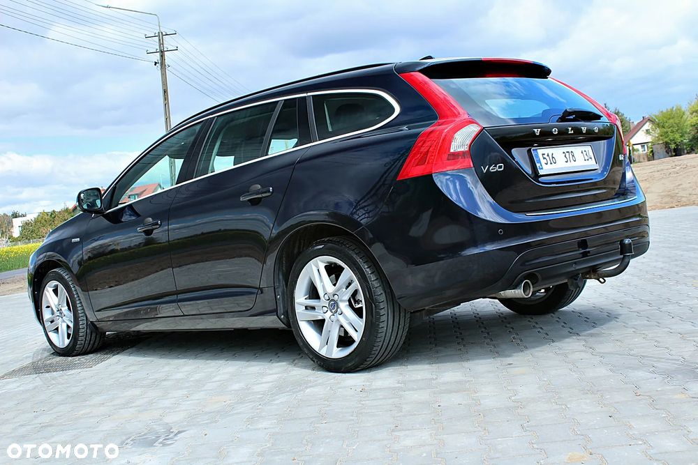 Volvo V60 D2 Geartronic Momentum - 7