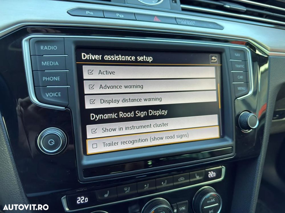 Volkswagen Passat Variant 2.0 TDI SCR 4Motion DSG (BMT) Highline - 26