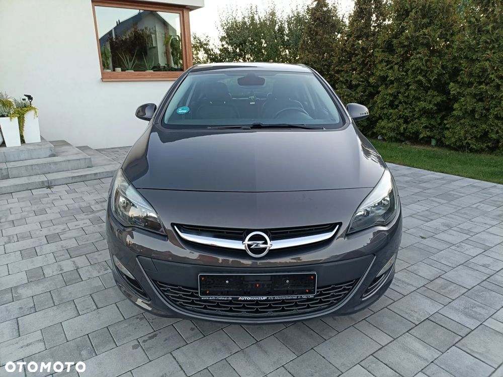 Opel Astra - 2