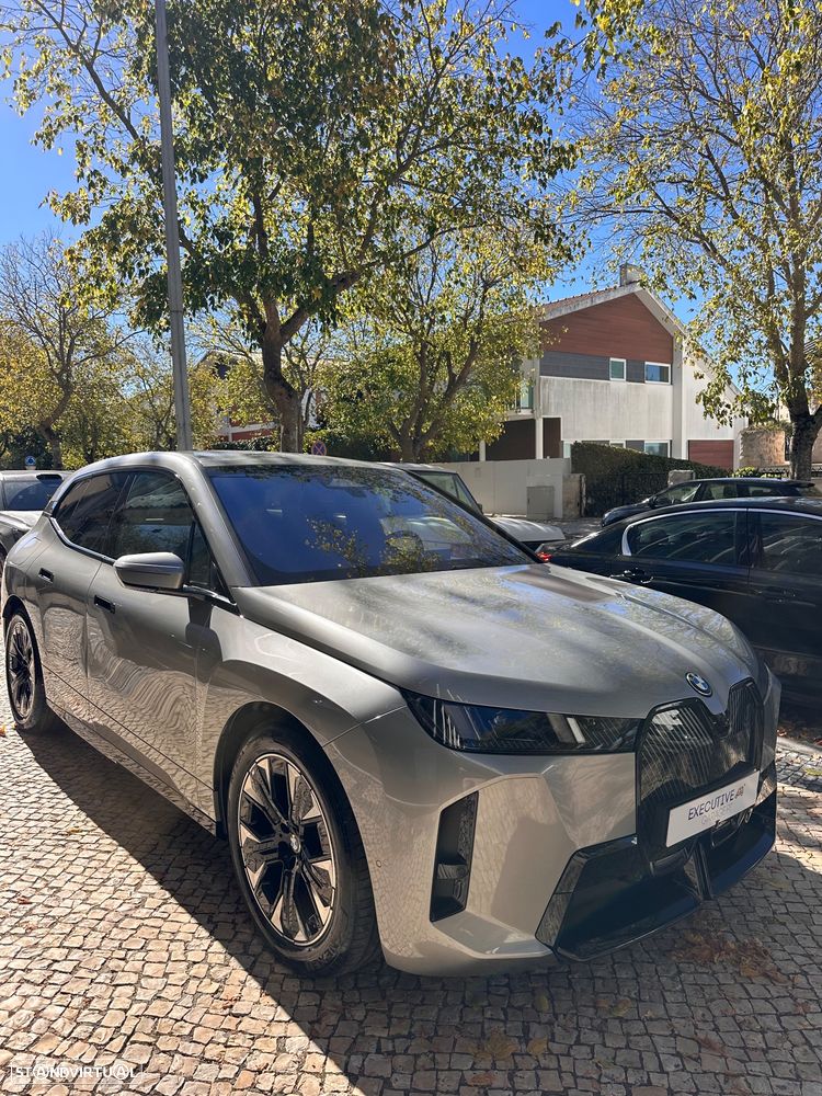 BMW iX xDrive 45 Pack Desportivo - 2