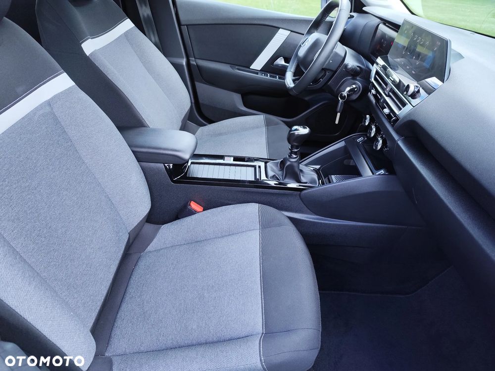 Citroën C4 PureTech 130 Stop&Start FEEL PACK - 18
