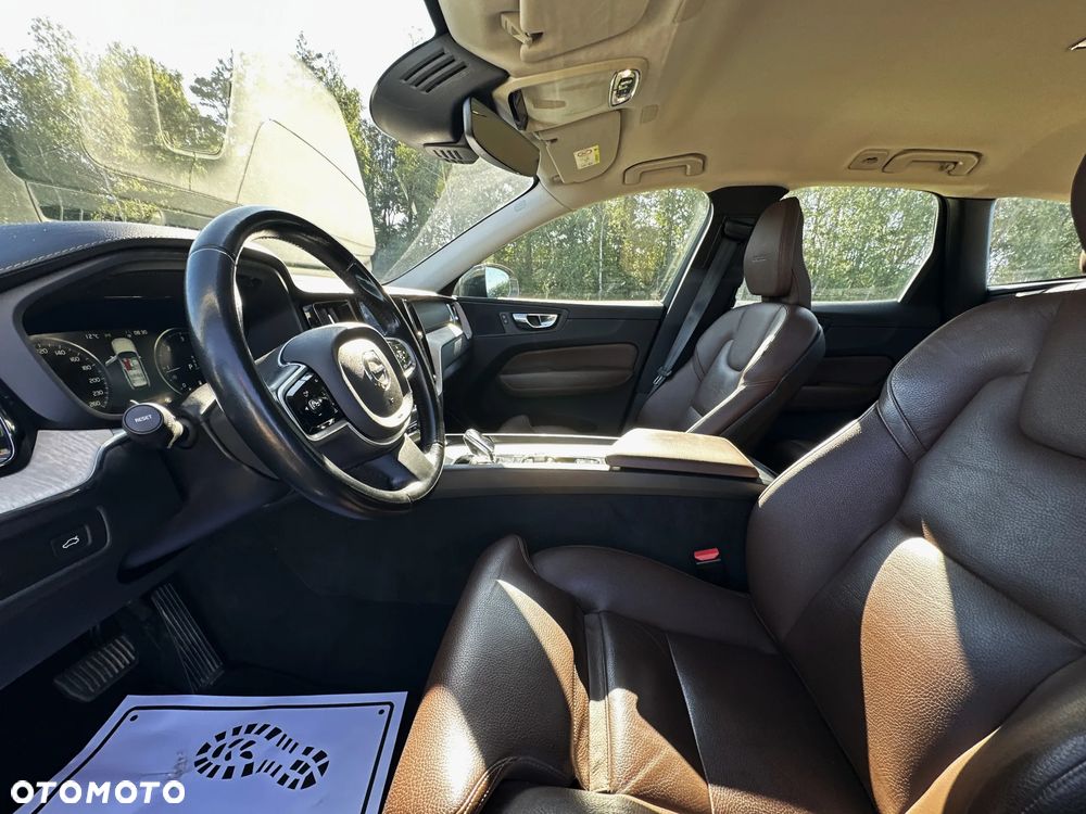 Volvo XC 60 B4 D AWD Geartronic Inscription - 21
