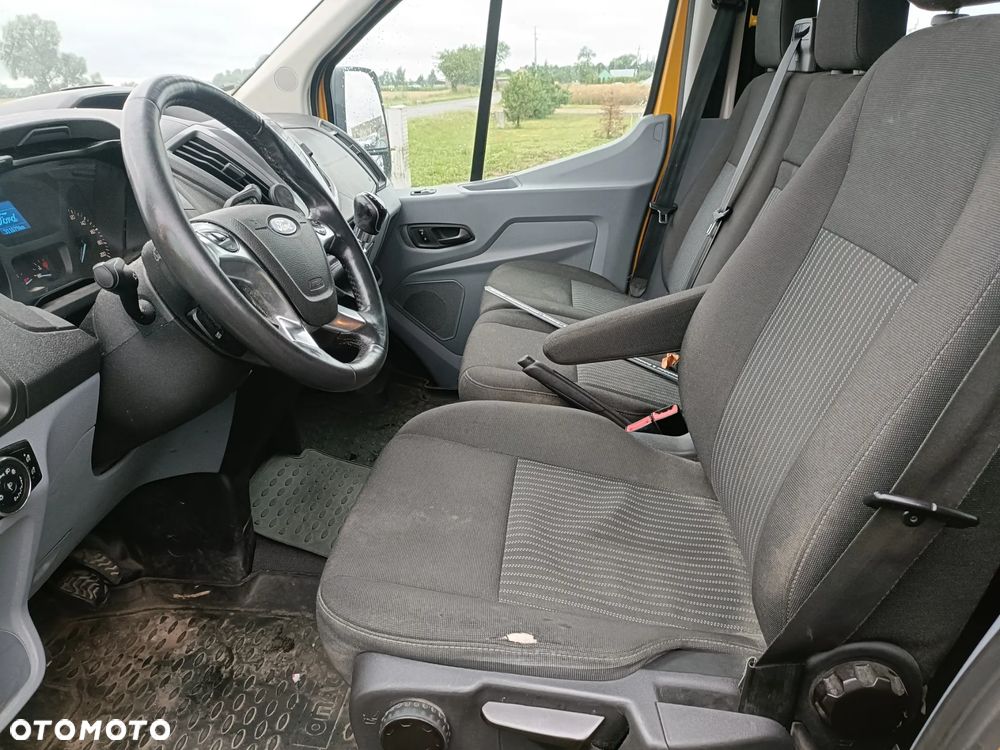 Ford Transit - 17