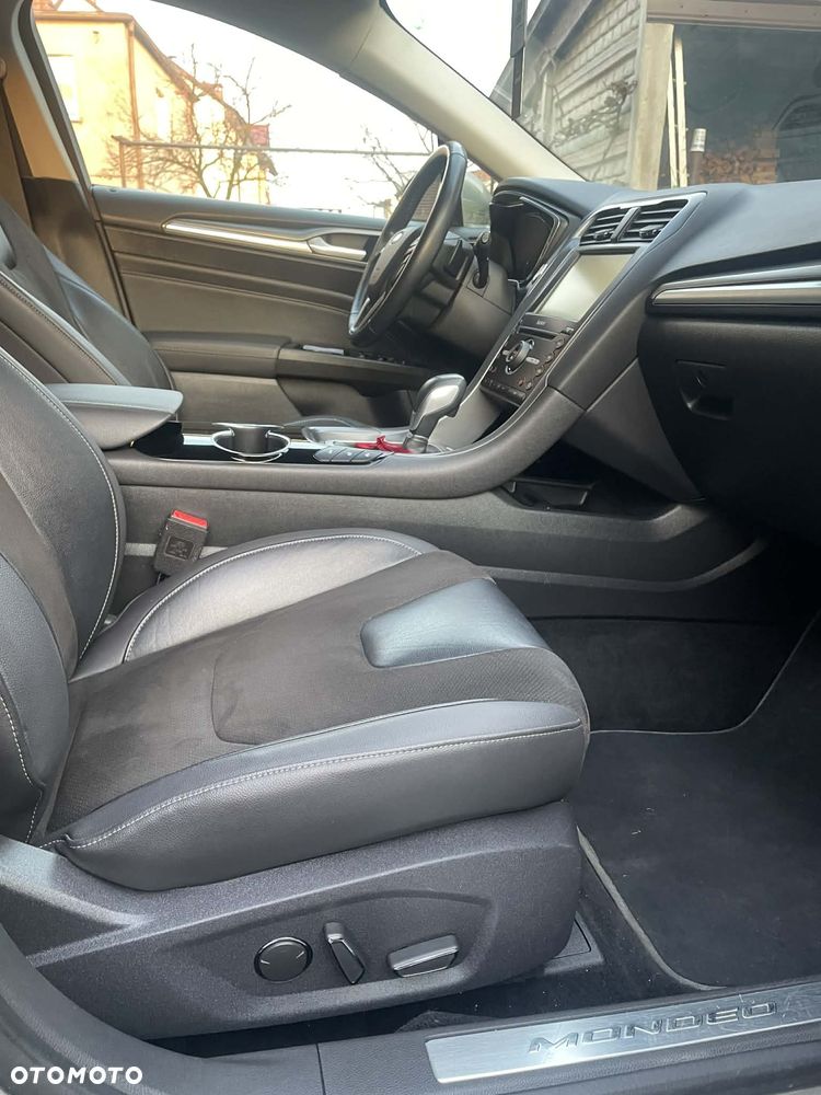 Ford Mondeo 2.0 TDCi STart-Stopp PowerShift-Aut ST-Line - 20