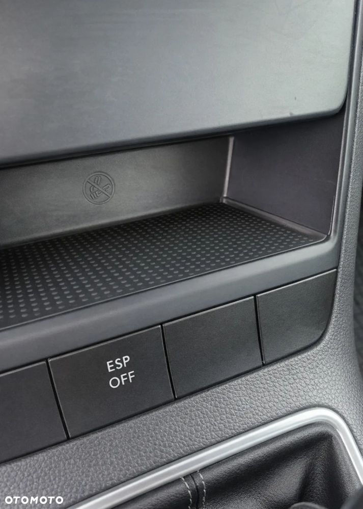 Volkswagen Golf Plus 1.4 TSI Comfortline - 26