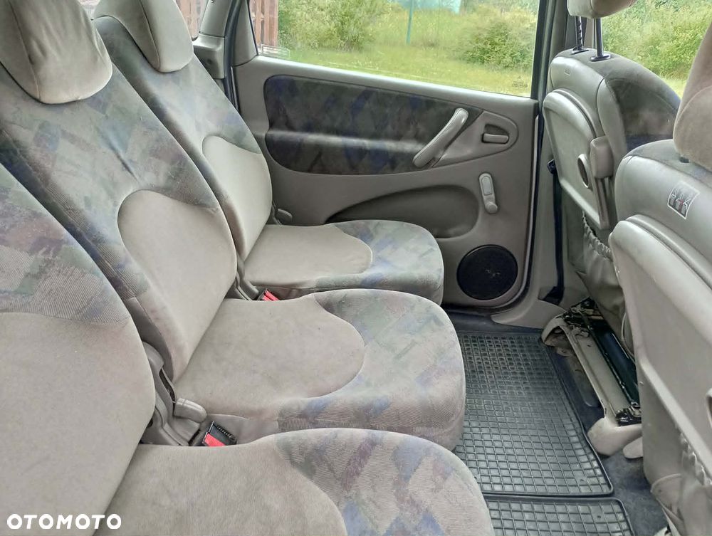 Citroën Xsara Picasso - 10