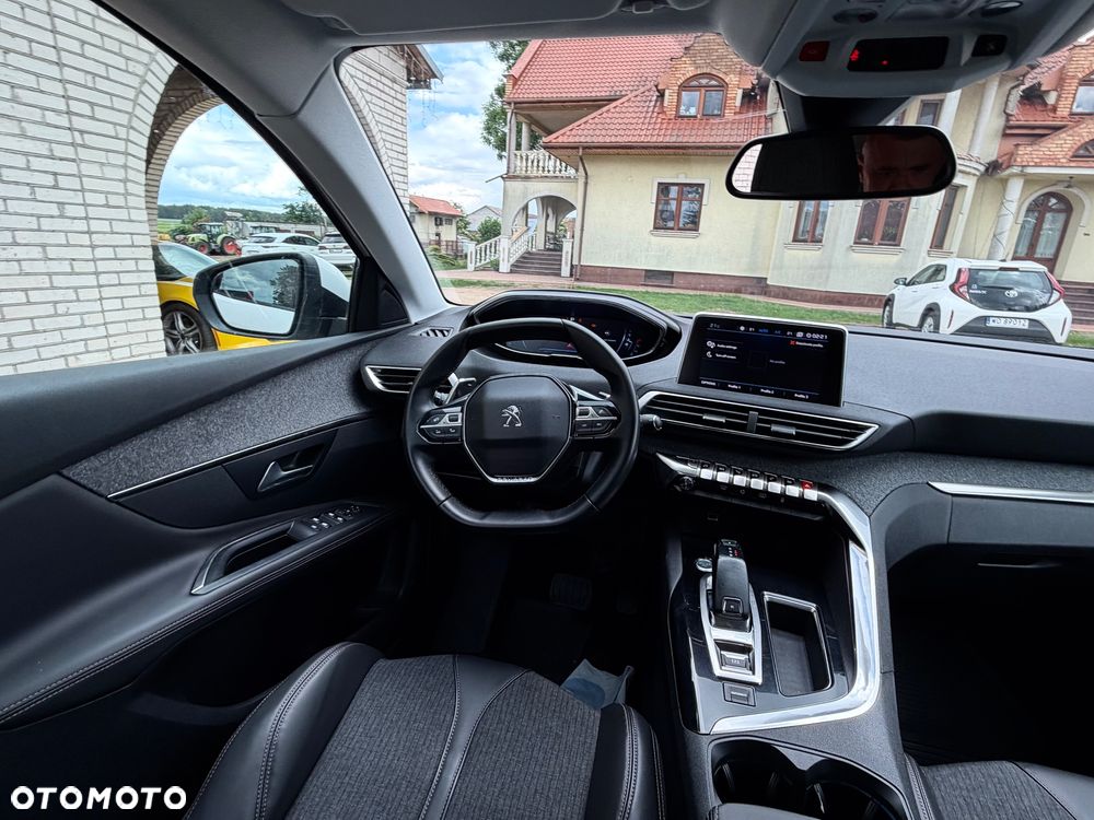 Peugeot 3008 - 18