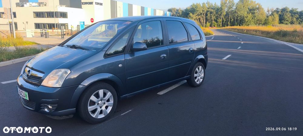 Opel Meriva 1.8 16V Easytronic Cosmo - 11