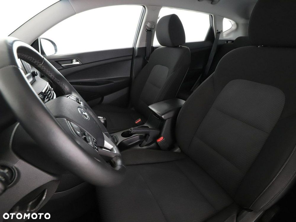 Hyundai Tucson 1.6 GDi 2WD Pure - 14