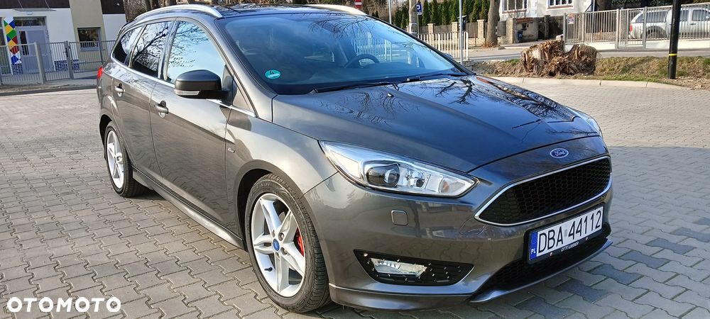 Ford Focus 1.5 TDCi DPF Start-Stopp-System ST-Line - 13