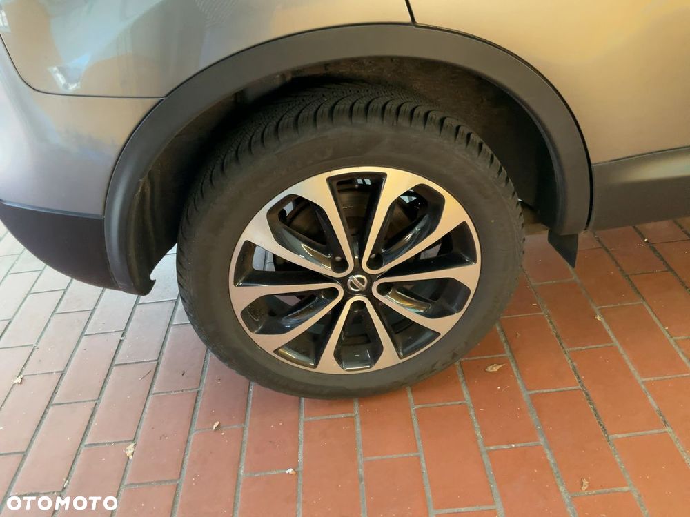 Nissan Qashqai 2.0 CVT 360 - 7