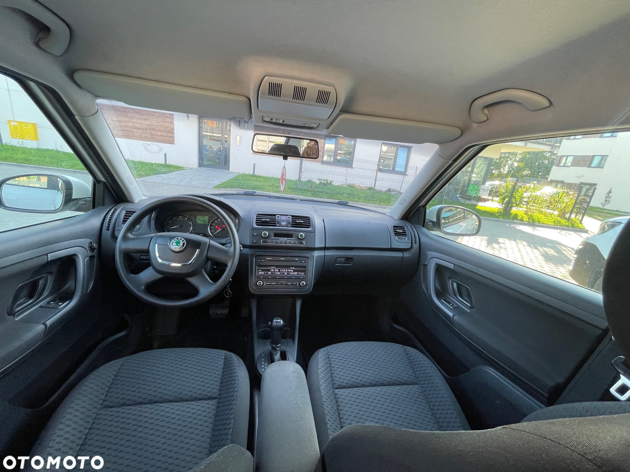 Skoda Fabia 1.2 TSI Active DSG - 17