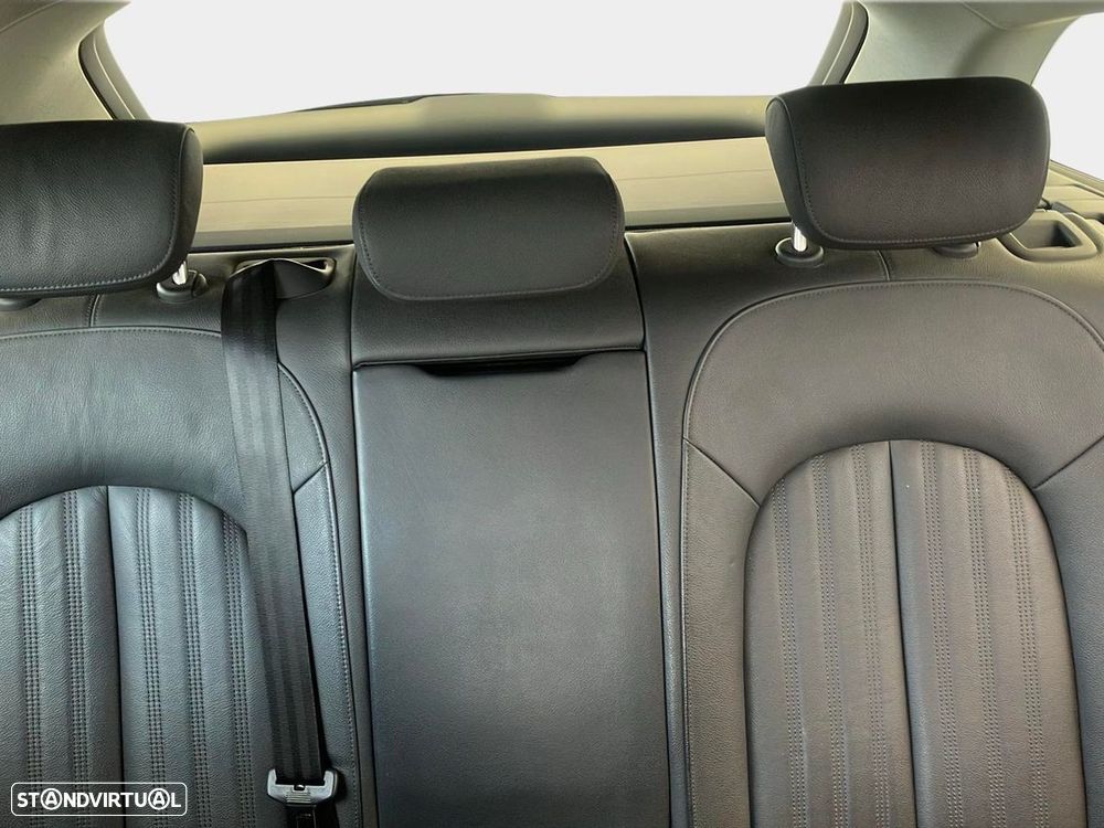 Audi A6 Avant 2.0 TDi Advance S tronic - 12