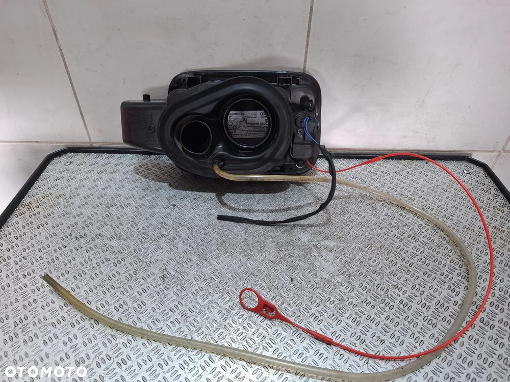 Klapka wlewu paliwa kompletna Audi A6C7 kombi rok 2015 nr 4G0809906A - 5