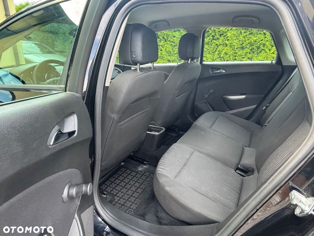 Opel Astra 1.7 CDTI - 12