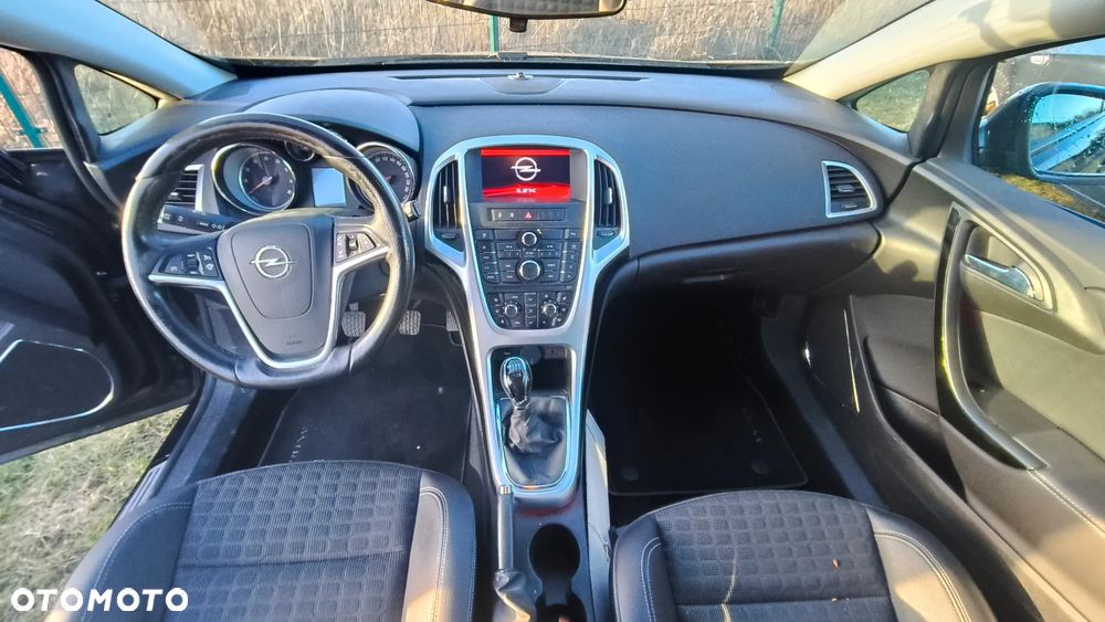 Opel Astra 1.4 Turbo Innovation - 12