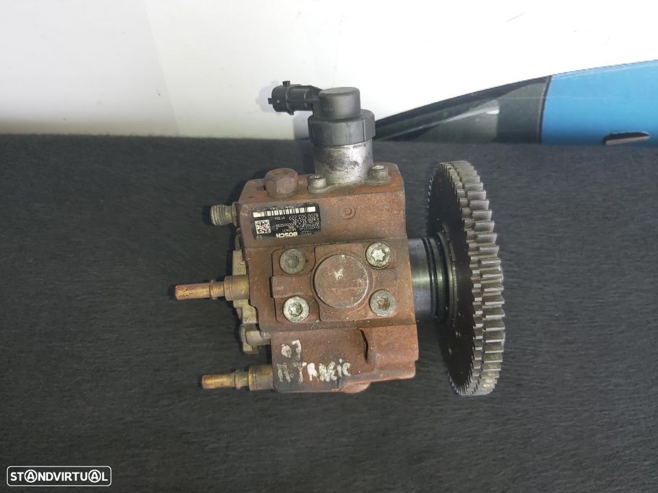 Bomba Injectora/Bomba Alta Pressão  Renault Master Trafic 2.5Dci  Ref: 8200503230  (não tem válvula) - 2