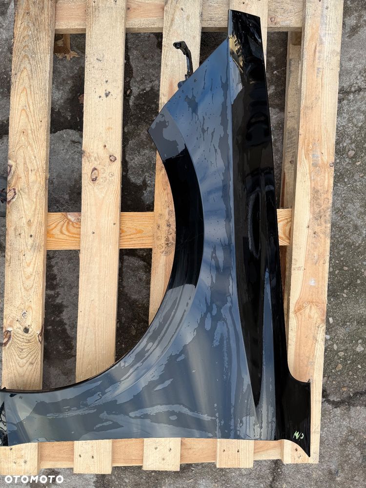 BŁOTNIK LEWY PRZÓD OPEL ASTRA L VI 403078B02 CZARNY METALIK W KOLOR - 21