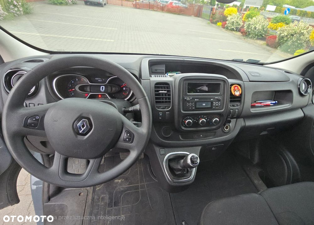 Renault Trafic - 11