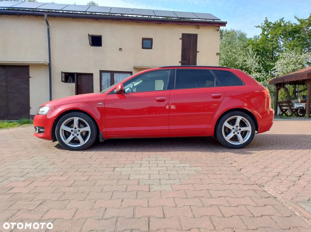 Audi A3 Sportback 1.6 TDI Ambiente S tronic - 4
