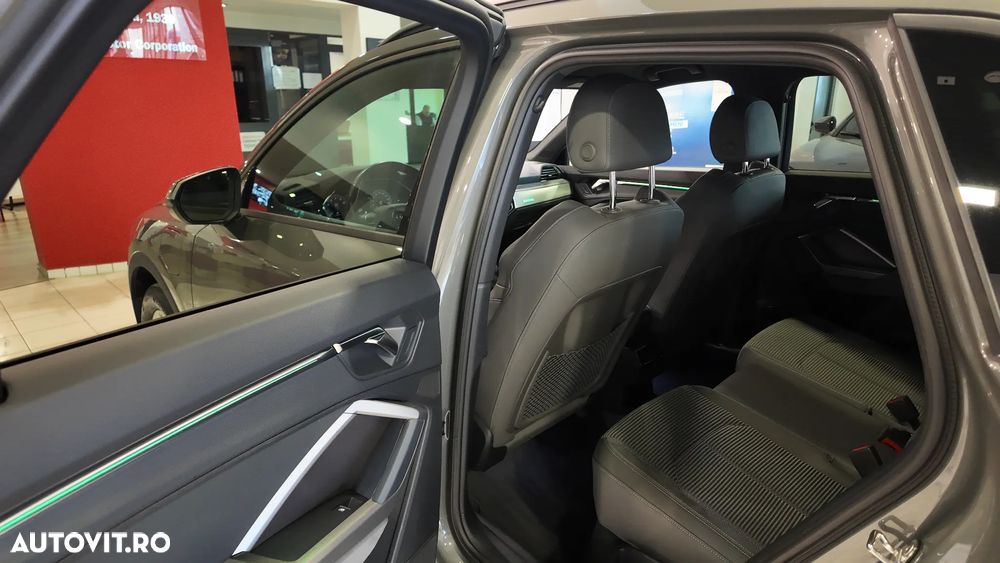 Audi Q3 45 TFSIe S tronic - 38