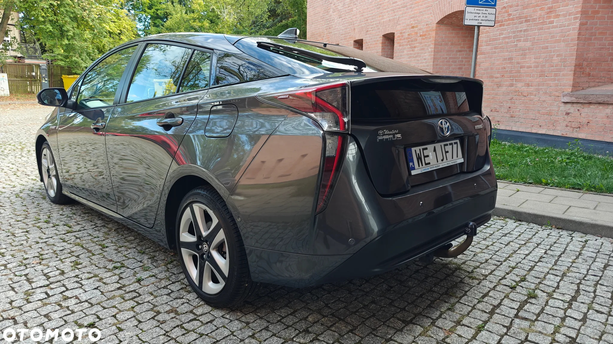 Toyota Prius 1.8 Hybrid Prestige - 10