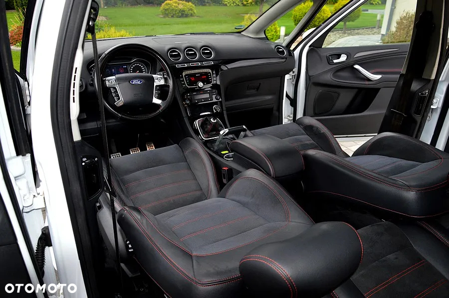 Ford S-Max - 28