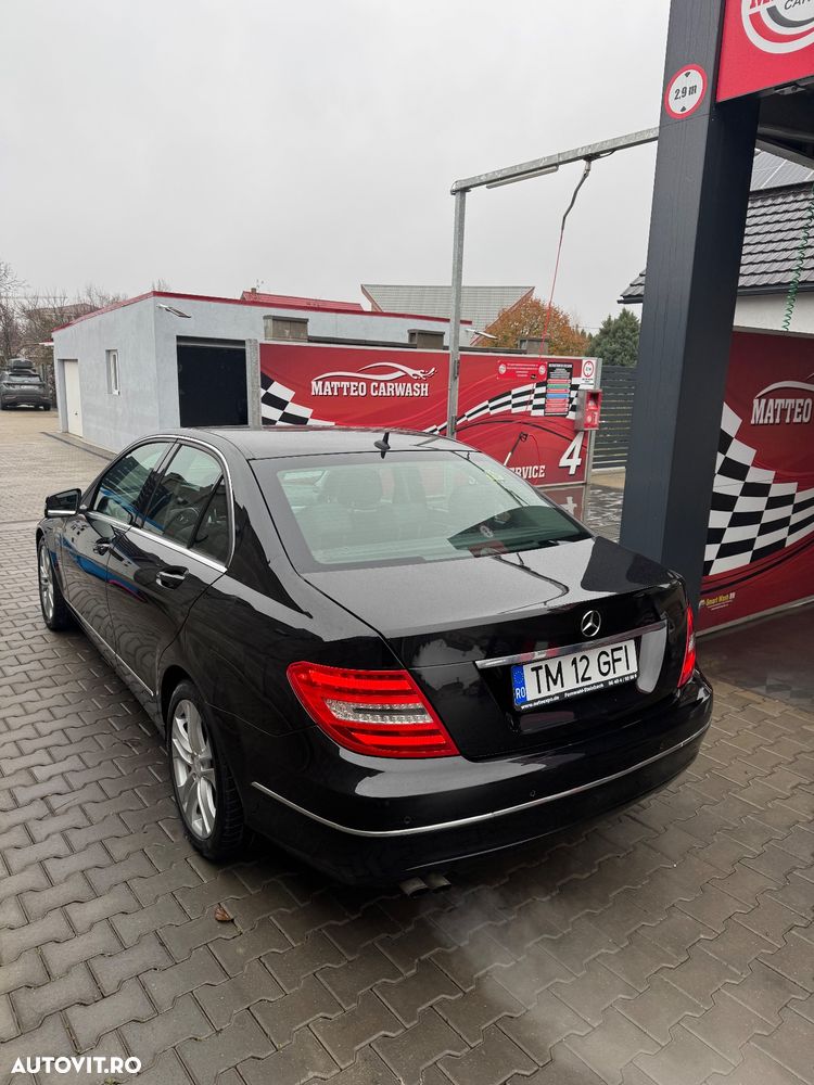 Mercedes-Benz C - 2