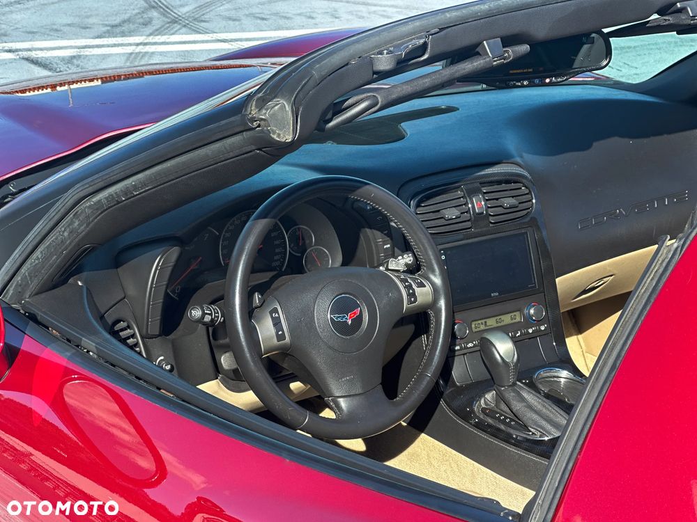 Chevrolet Corvette - 8
