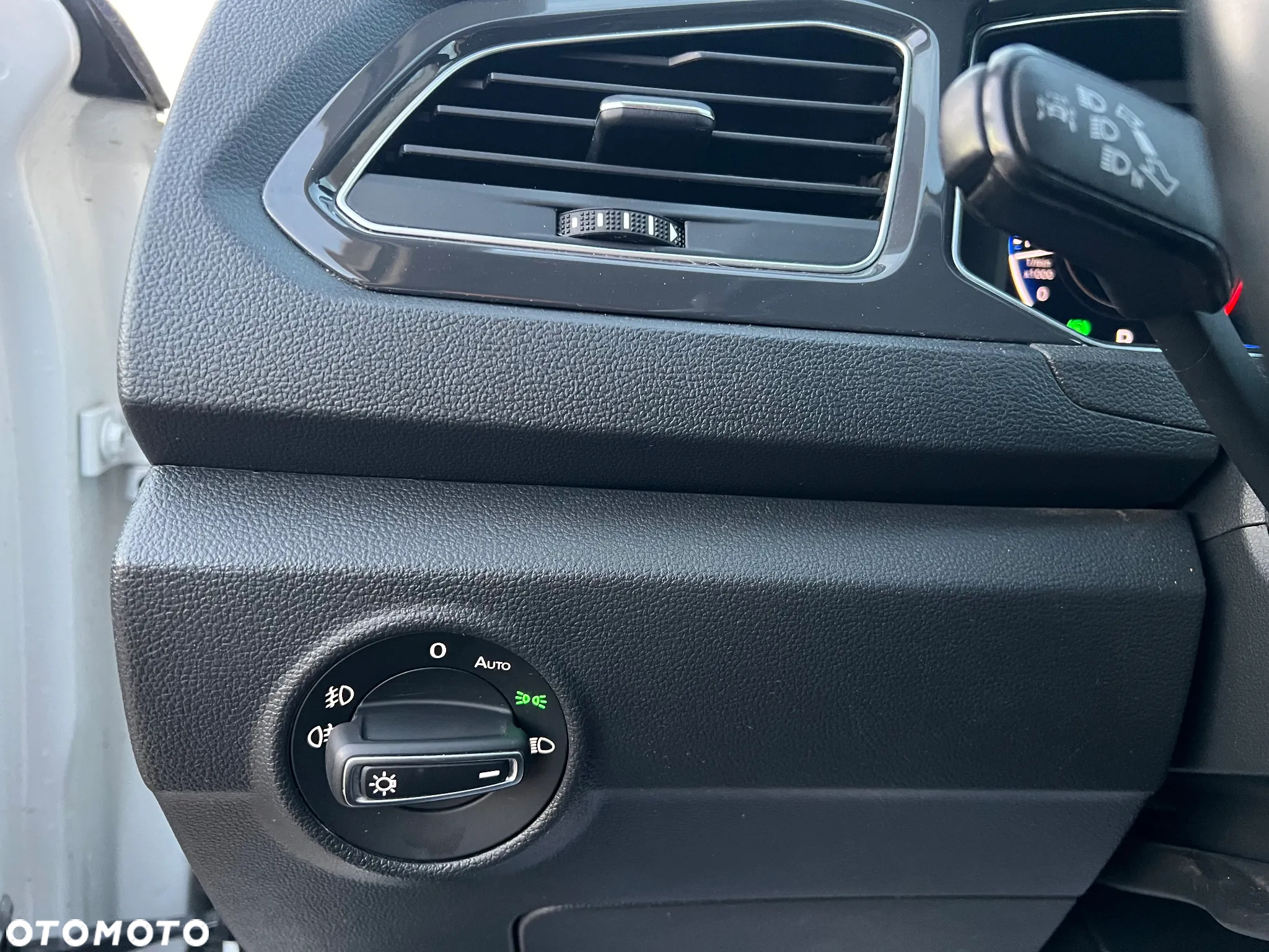 Volkswagen T-Roc 2.0 TSI 4Motion Premium DSG - 32