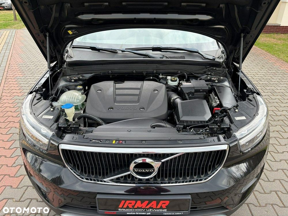 Volvo XC 40 T2 Momentum - 38