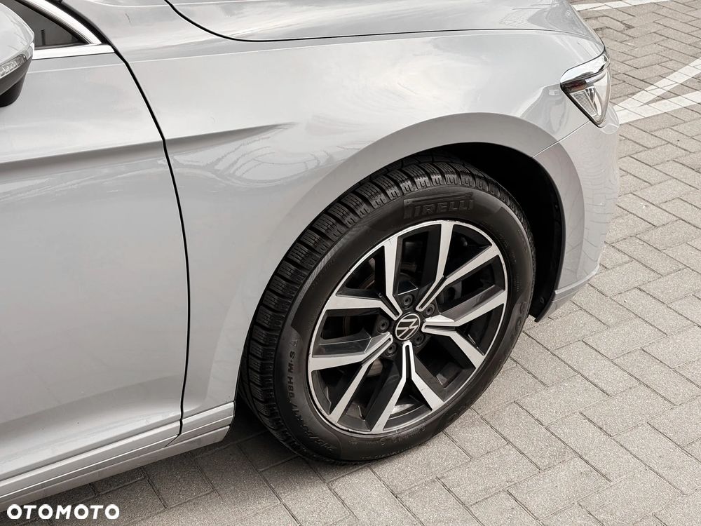 Volkswagen Passat 1.5 TSI OPF DSG Business - 5