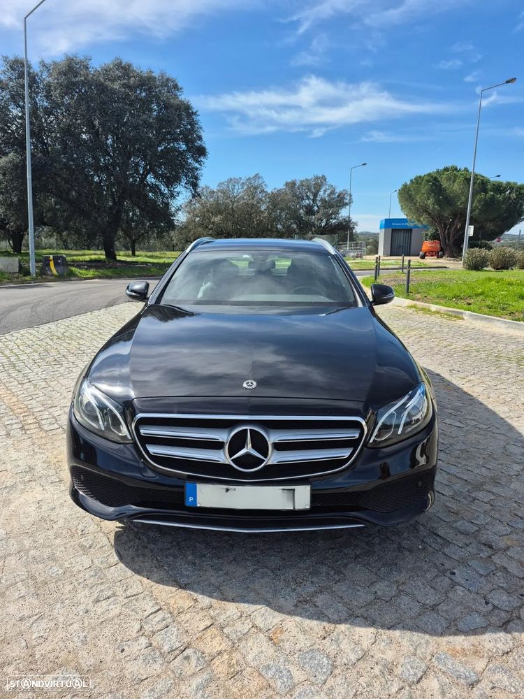 Mercedes-Benz E 220 d Avantgarde - 4