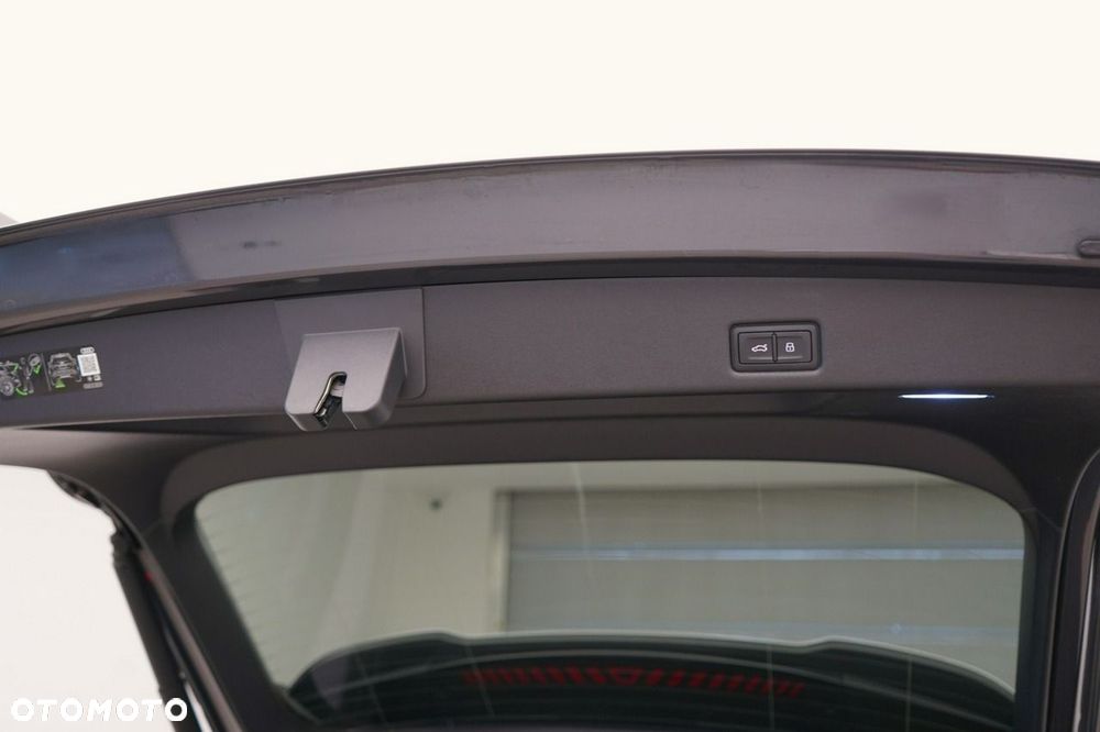 Audi Q5 Sportback - 11