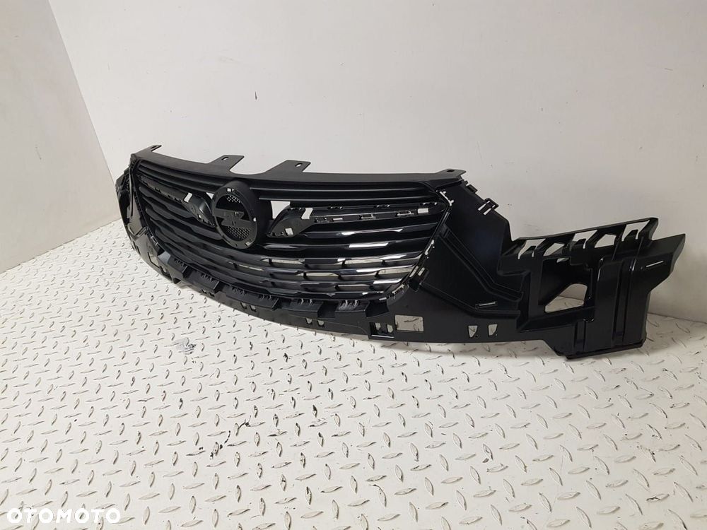 FABRYCZNIE NOWY ORYGINALNY GRILL STELAŻ PODSTAWA ATRAPA OPEL CROSSLAND X 17-21 39099496 - 3