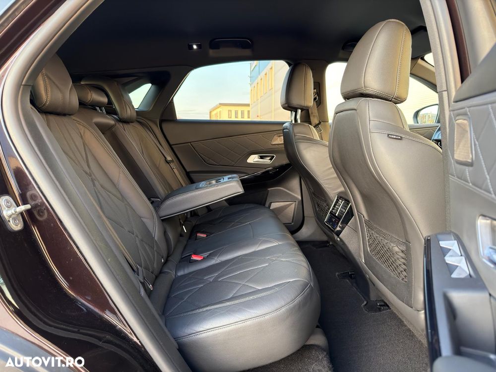 DS Automobiles DS 7 Crossback - 11