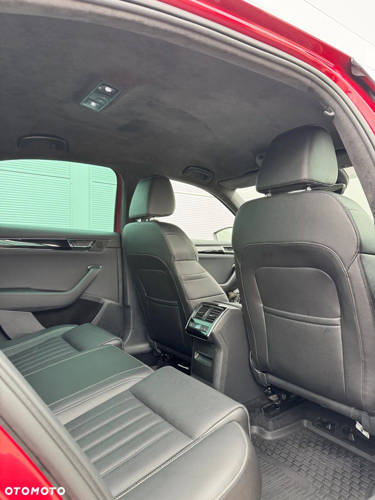 Skoda Superb 2.0 TDI SCR 4x4 L&K DSG - 14
