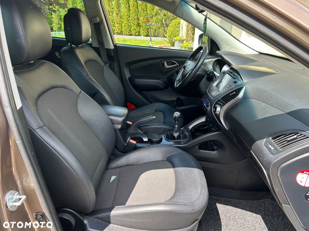 Hyundai ix35 1.6 2WD Fifa World Cup Edition - 22