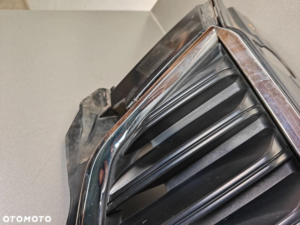 Grill Skoda Octavia 3 III Atrapa Chłodnicy Kratka 5E0853653 - 15